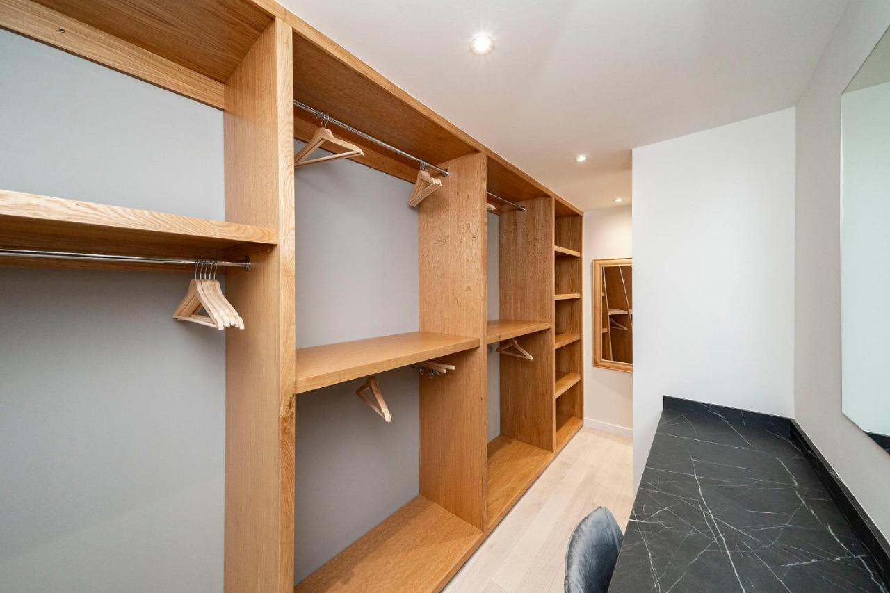 ברוטי פרי W. Queen St. Apt. מראה חיצוני תמונה
