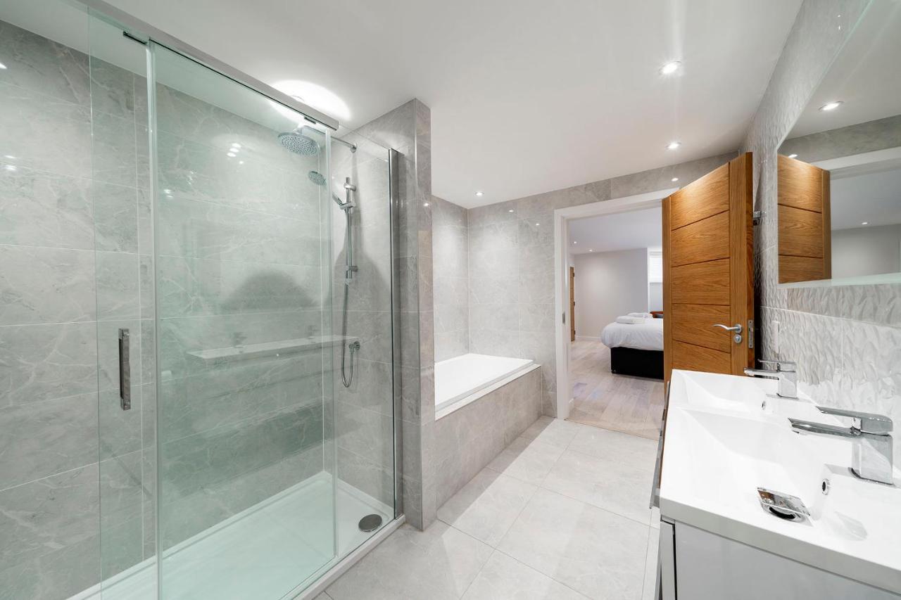 ברוטי פרי W. Queen St. Apt. מראה חיצוני תמונה
